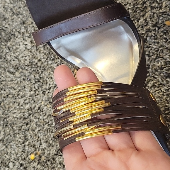 Carlos heels - Picture 3 of 3